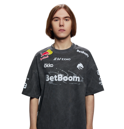 donk (Данил Крышковец) — звёздный райфлер и MVP Team Spirit CS2